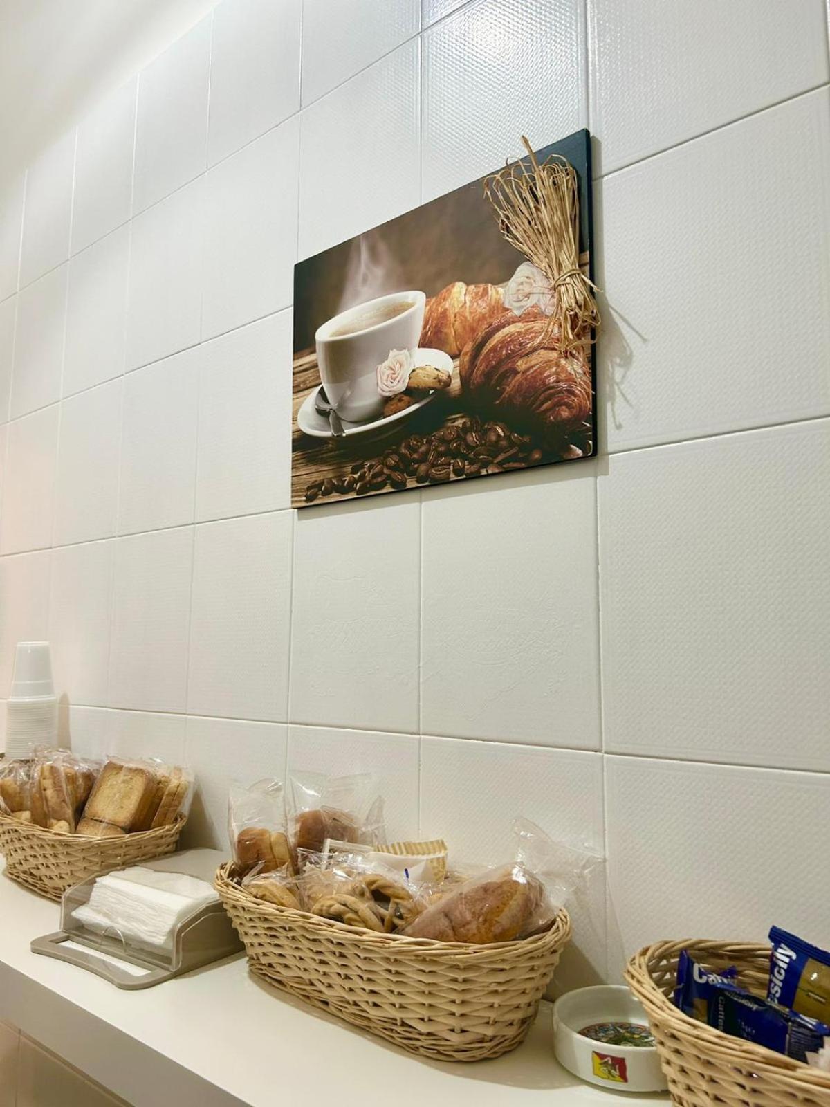 Apartments For Rent Catania-Fontanarossai nemzetközi repülőtér Kültér fotó